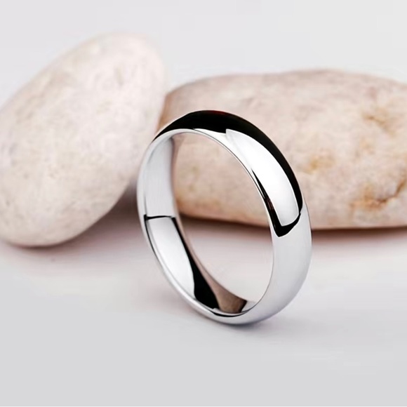 Men’s Silver Stainless Steel Ring - Picture 1 of 4